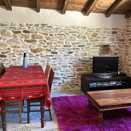Tatil Evi Bezas